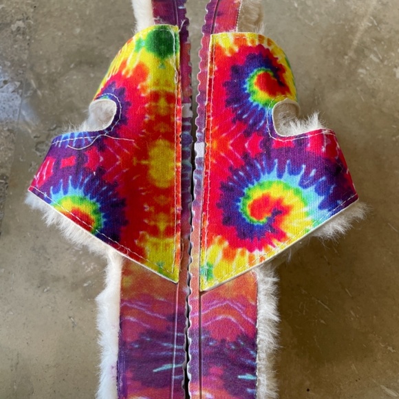 Steve Madden Newly Tie Dye Sandals NWT - Picture 3 of 4